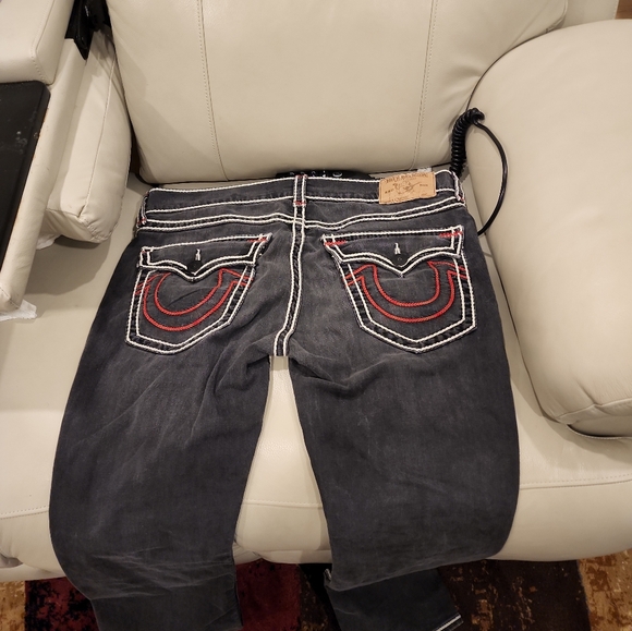 Is rare one of the most sought after  religions ever made. - Picture 2 of 3